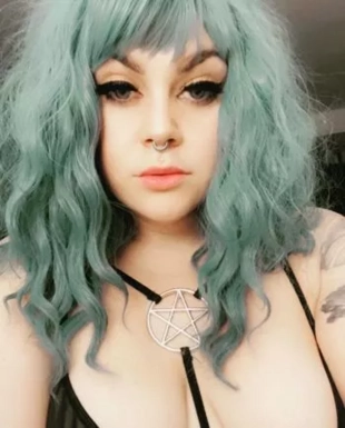 @breenightlyxx