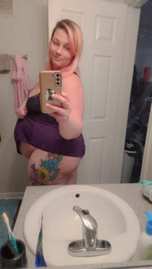@housewifedee