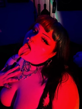 @brattyfern