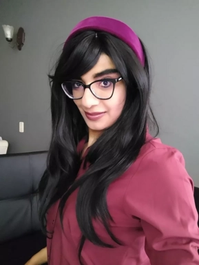 @tanialorewong