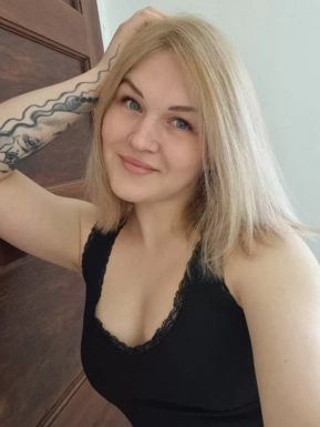 @chloehoneyvip